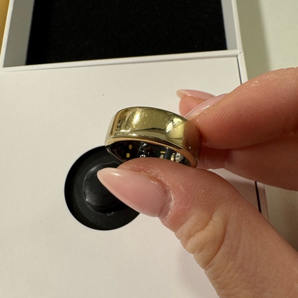 Oura Gold Horizon Gen 3 - Picture 12 of 12